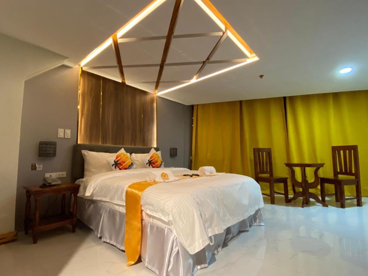 Ngn Gran Hotel Tuguegarao City Εξωτερικό φωτογραφία