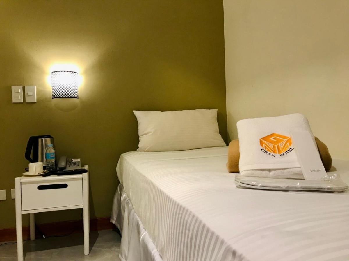 Ngn Gran Hotel Tuguegarao City Εξωτερικό φωτογραφία
